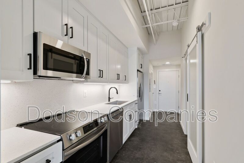 More Photos Of 5047 Forest Hill Ave, Richmond Apartments For Lease