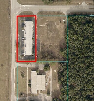 More Photos Of 1301 SW 37th Ave, Ocala Showroom For Lease