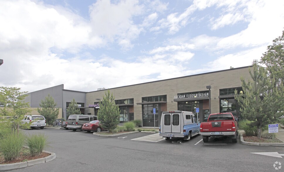Primary Photo Of 6639-6655 SW Macadam Ave, Portland Storefront For Lease