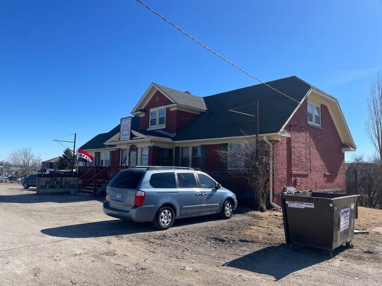 More Photos Of 43W407 US Highway 20, Pingree Grove Storefront Retail Residential For Sale