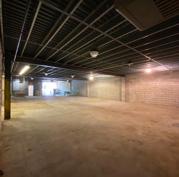 More Photos Of 1261 Coney Island Ave, Brooklyn Service For Lease