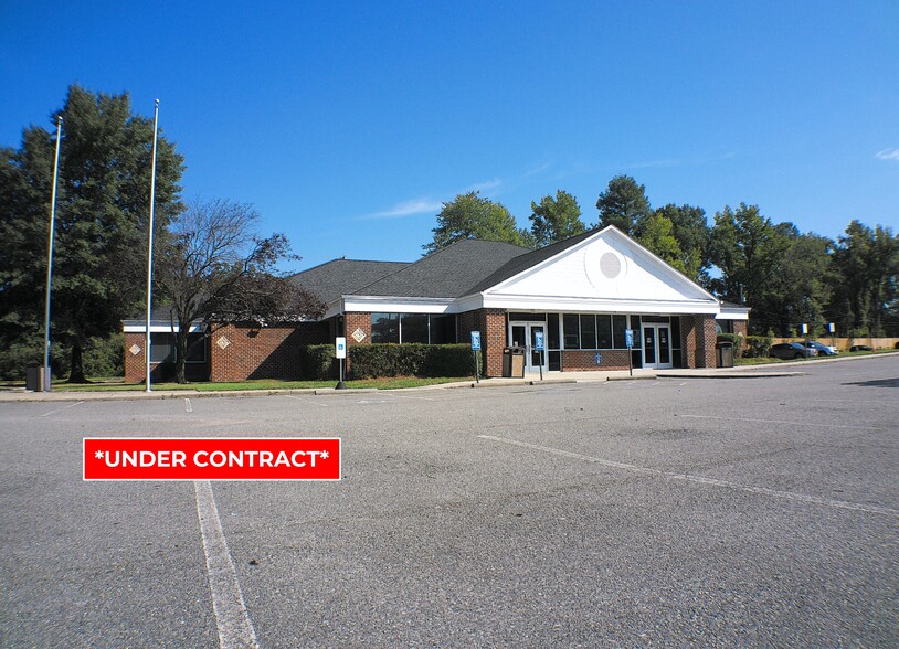 Primary Photo Of 9015 Brook Rd, Glen Allen Freestanding For Lease