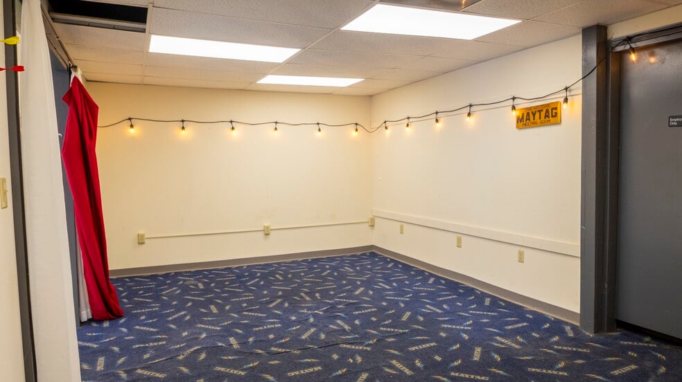 More Photos Of 316 W Main St, Manchester Storefront Retail Office For Sale