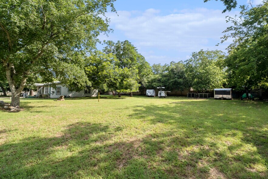 More Photos Of 740 Central Ave, New Braunfels Land For Sale