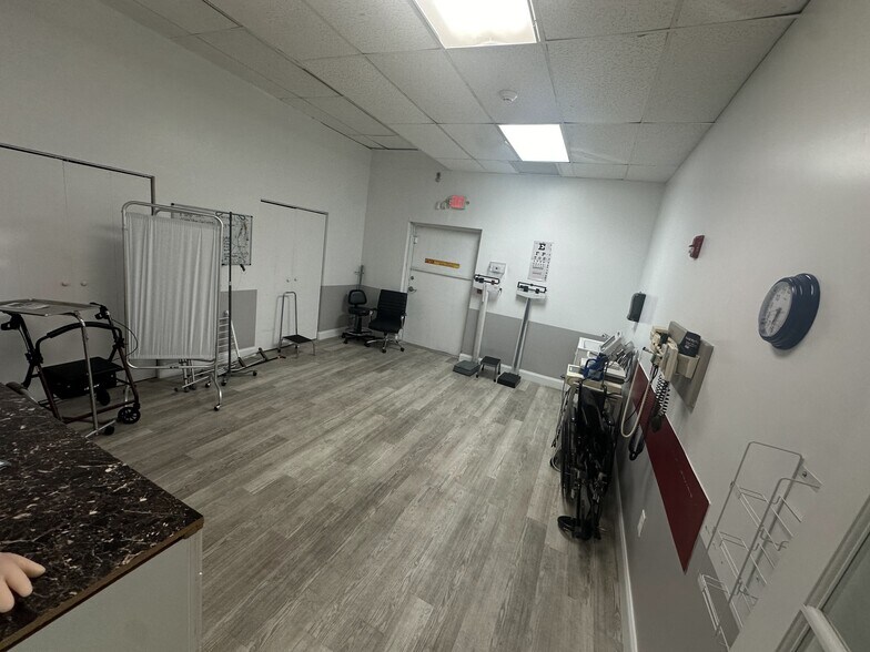 More Photos Of 30200-30394 Old Dixie Hwy, Homestead Unknown For Lease