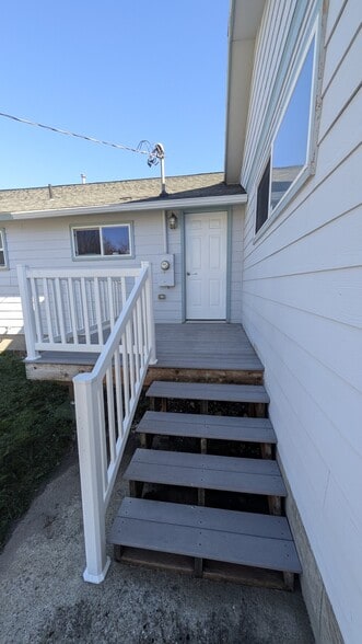 More Photos Of 108 N Division St, Pinehurst Medical For Sale