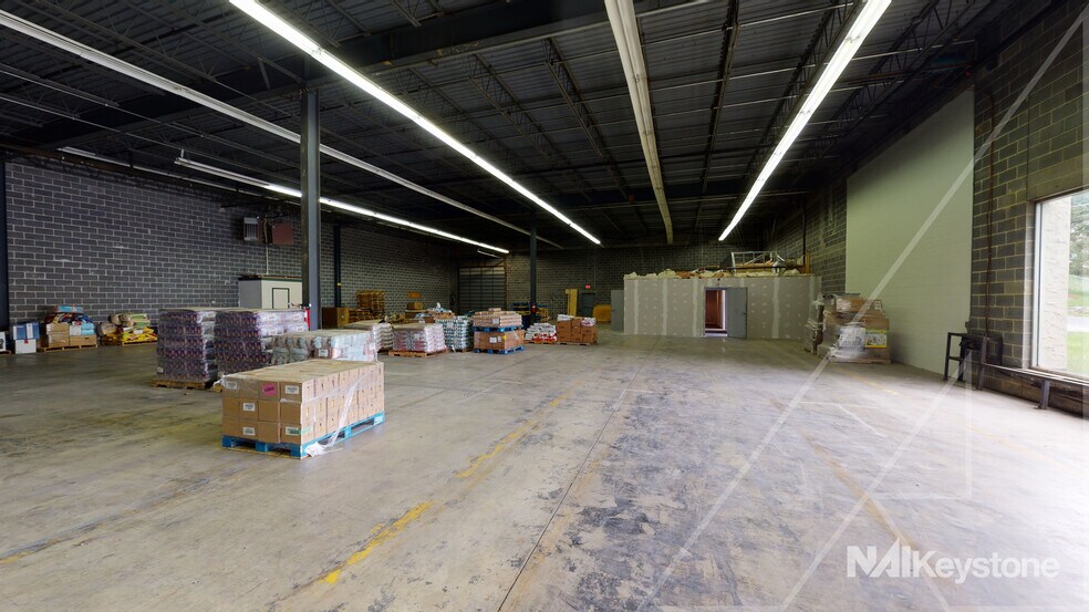 More Photos Of 4201 Pottsville Pike, Reading Light Manufacturing For Lease