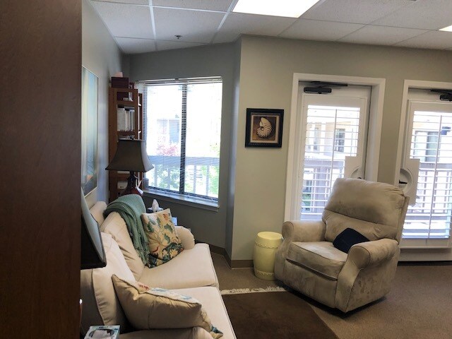 More Photos Of 1220-1244 University Dr, Menlo Park Medical For Lease