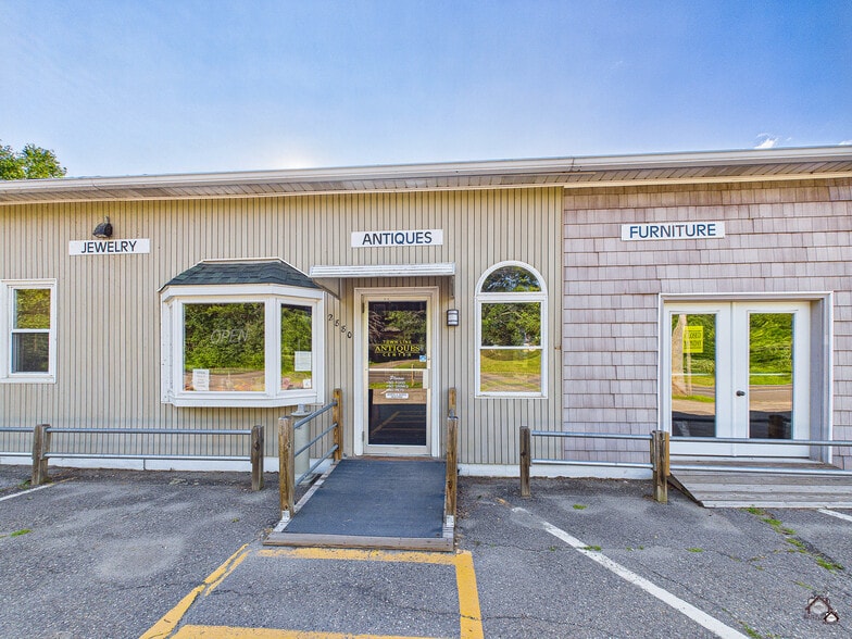 More Photos Of 2880 Riverside Dr, Vassalboro General Retail For Sale