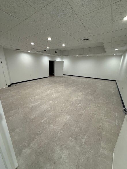 More Photos Of 276 Medical Way, Riverdale Medical For Sale