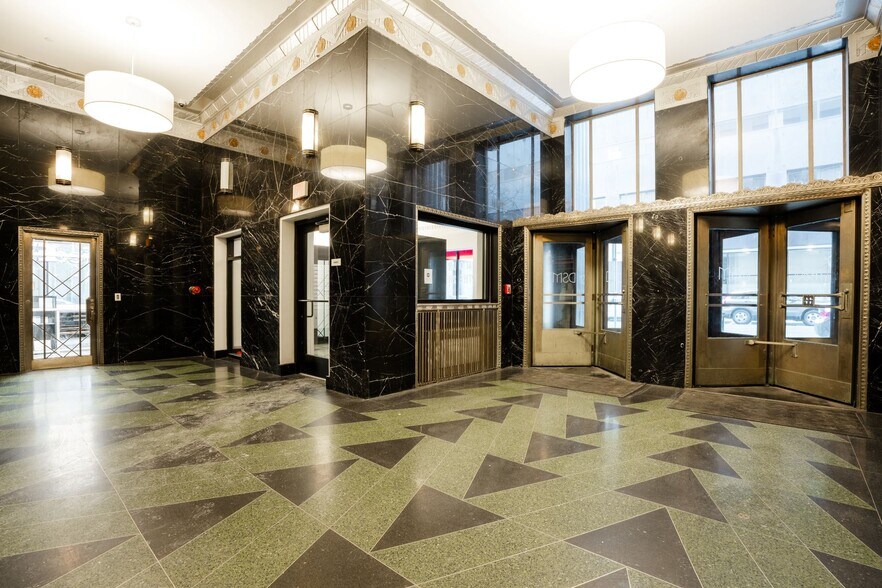 More Photos Of 405 6th Ave, Des Moines Apartments For Lease