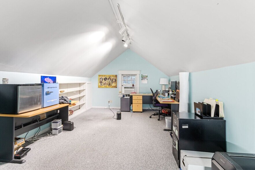 More Photos Of 1534 Poplar Level Rd, Louisville Office For Sale