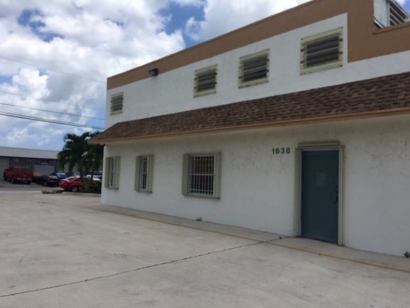 More Photos Of 1614-1638 Latham Rd, West Palm Beach Warehouse For Lease