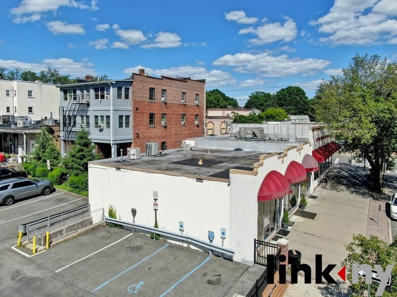 More Photos Of 825 White Plains Rd, Scarsdale Storefront Retail Office For Lease