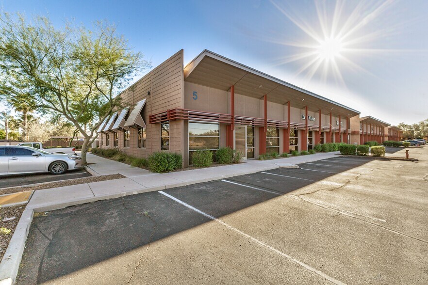 More Photos Of 5425 E Bell Rd, Scottsdale Medical For Lease