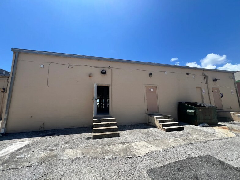 More Photos Of 686-728 Cheney Hwy, Titusville Unknown For Lease
