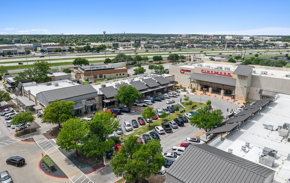 More Photos Of 1890 Ranch - 1335 E Whitestone Blvd, Cedar Park, Cedar Park General Retail For Lease