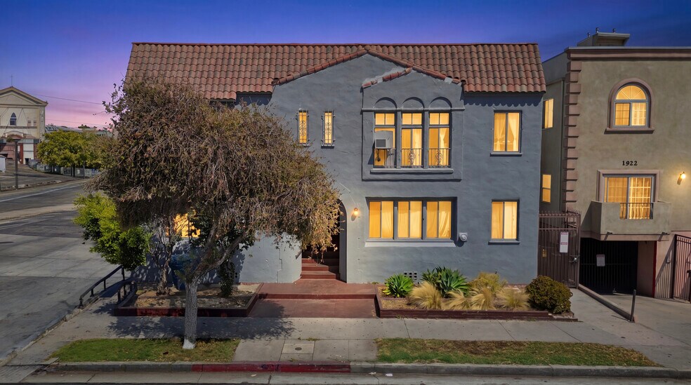 Primary Photo Of 1916 Crenshaw Blvd, Los Angeles Apartments For Sale