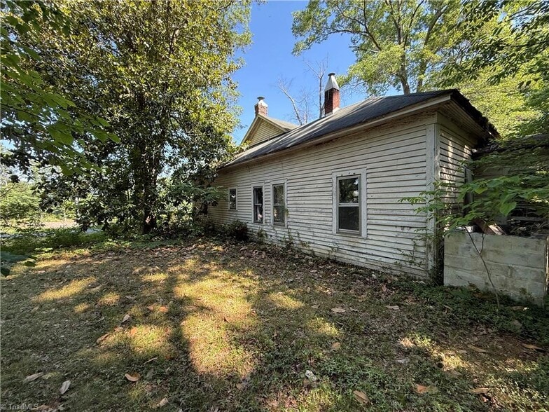 More Photos Of 607 Kirby Rd, King Land For Sale