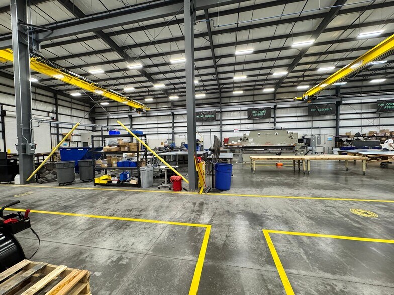 More Photos Of 4010 Deerpark Blvd, Elkton Manufacturing For Sale