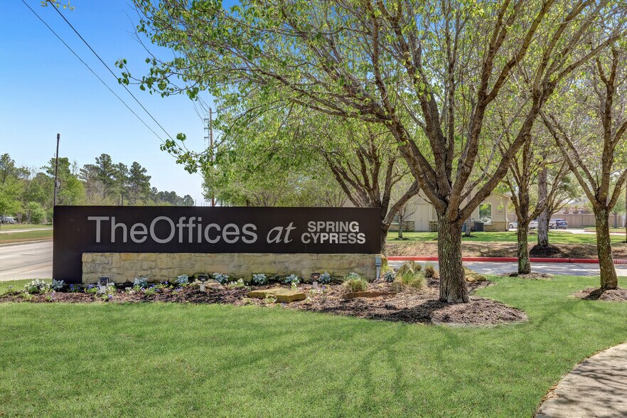 More Photos Of 11623 Spring Cypress Rd, Tomball Office For Sale