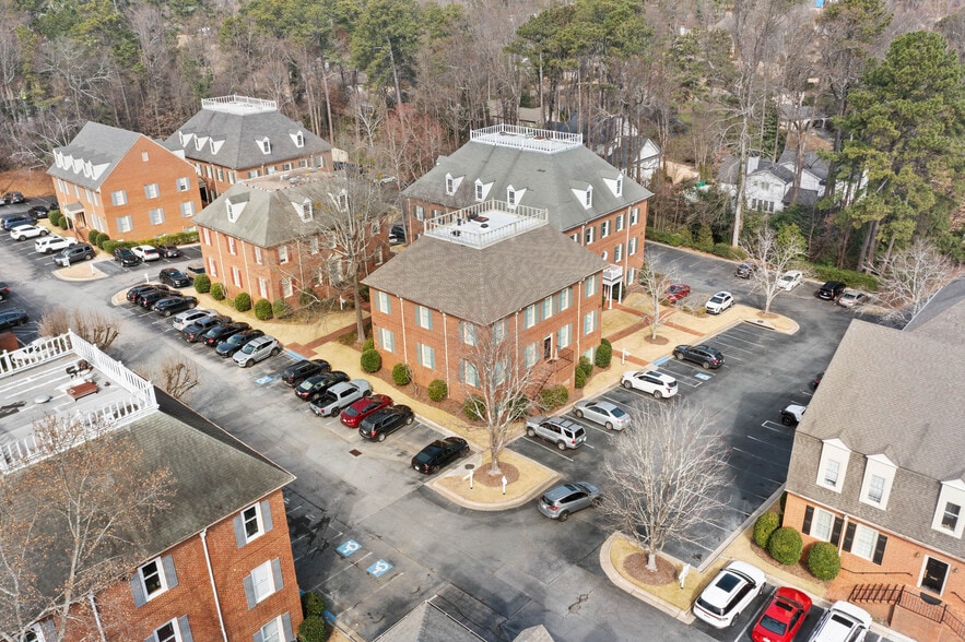 More Photos Of 750 Bld 14 NE Hammond Dr, Atlanta Office For Lease
