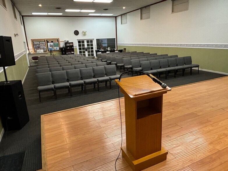More Photos Of 1548 Curtner Ave, San Jose Religious Facility For Sale