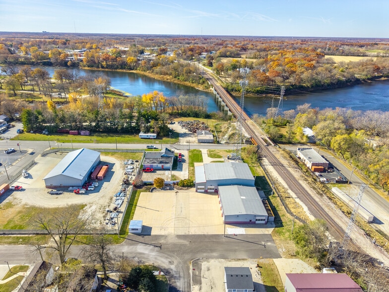 More Photos Of 501 N Main St, Wilmington Warehouse For Sale