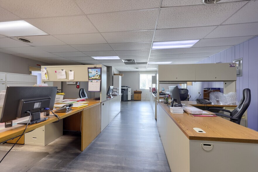 More Photos Of 56 Seip Ln, Shoemakersville Industrial For Sale