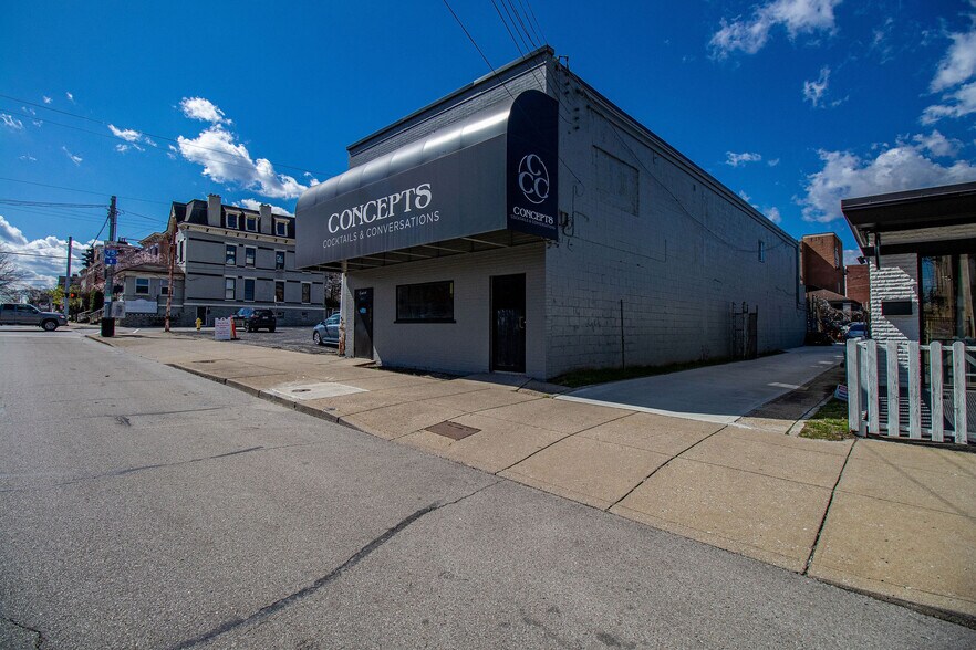 More Photos Of 729 Scott St, Covington General Retail For Sale