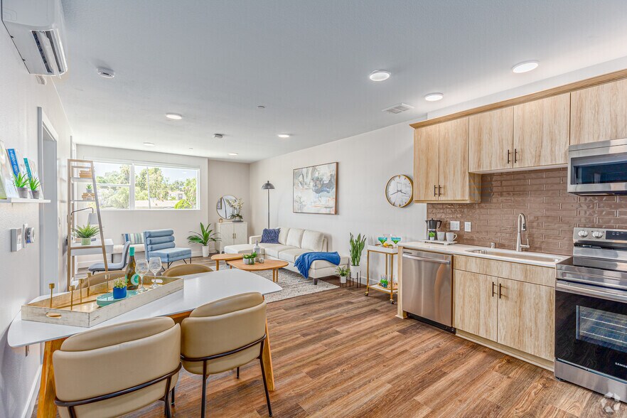 More Photos Of 1559 N Santa Fe Ave, Vista Apartments For Sale