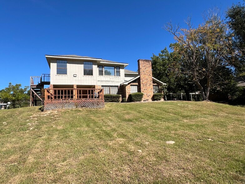 More Photos Of 3770 Private Road 3439, Longview Flex For Sale