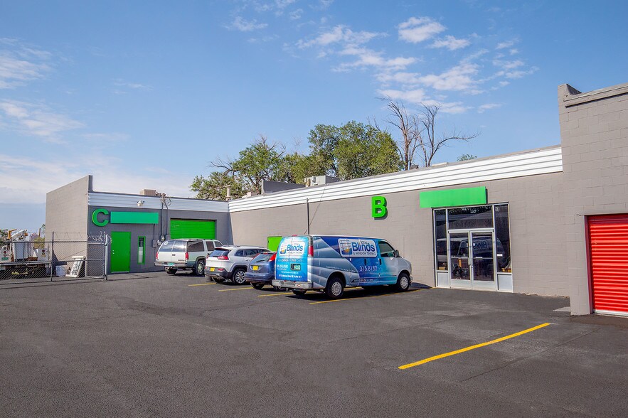 Primary Photo Of 214 Menaul Blvd NE, Albuquerque Freestanding For Lease