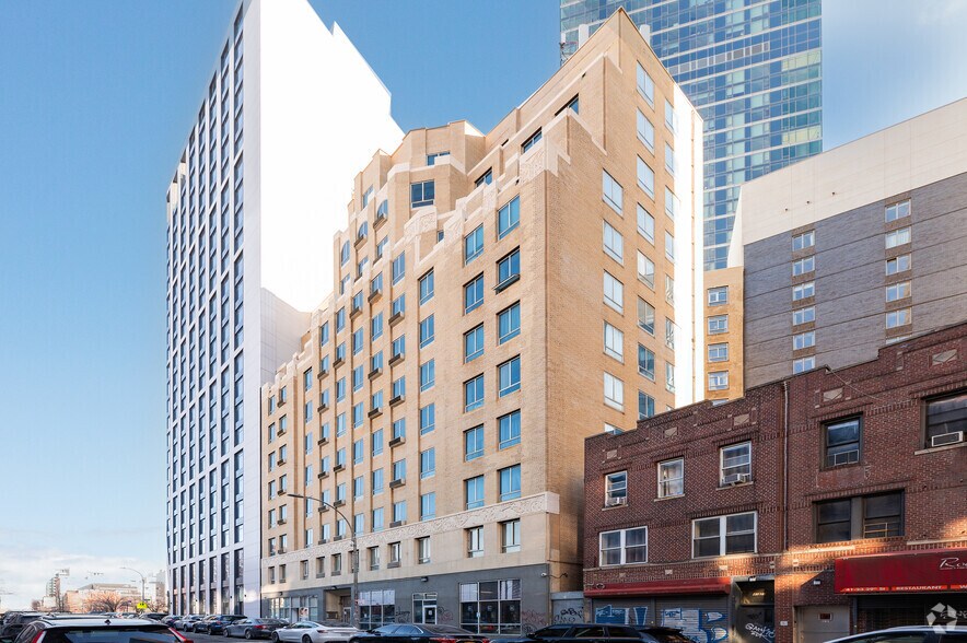 More Photos Of 29-28 41st Ave, Long Island City Apartments For Lease