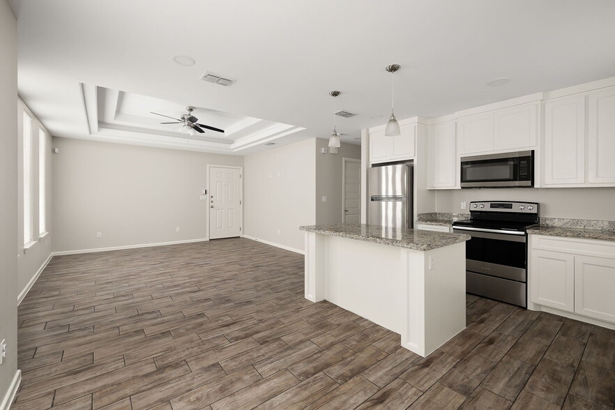 More Photos Of 1409 Alta Vista Dr, Progreso Lakes Multifamily For Sale