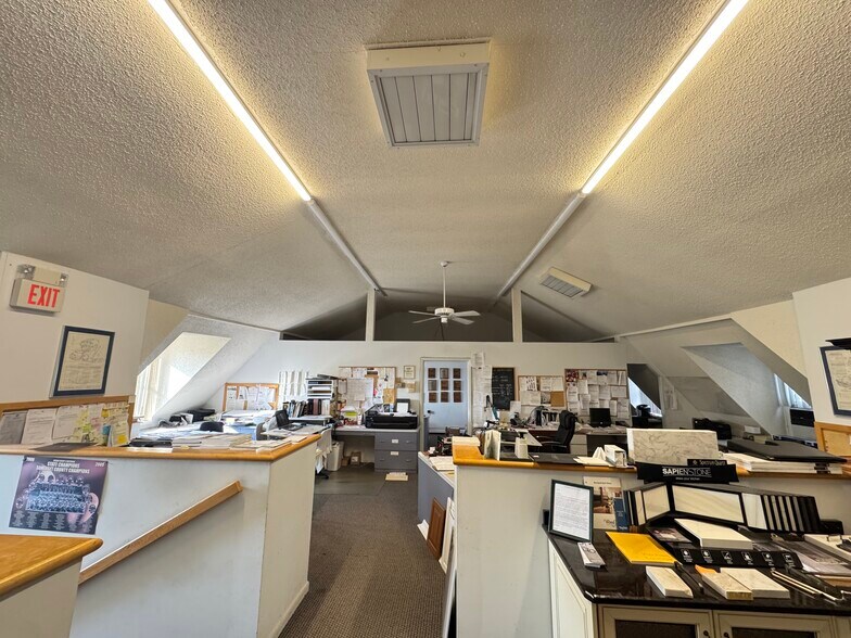 More Photos Of 126 Mount Bethel Rd, Warren Light Manufacturing For Sale