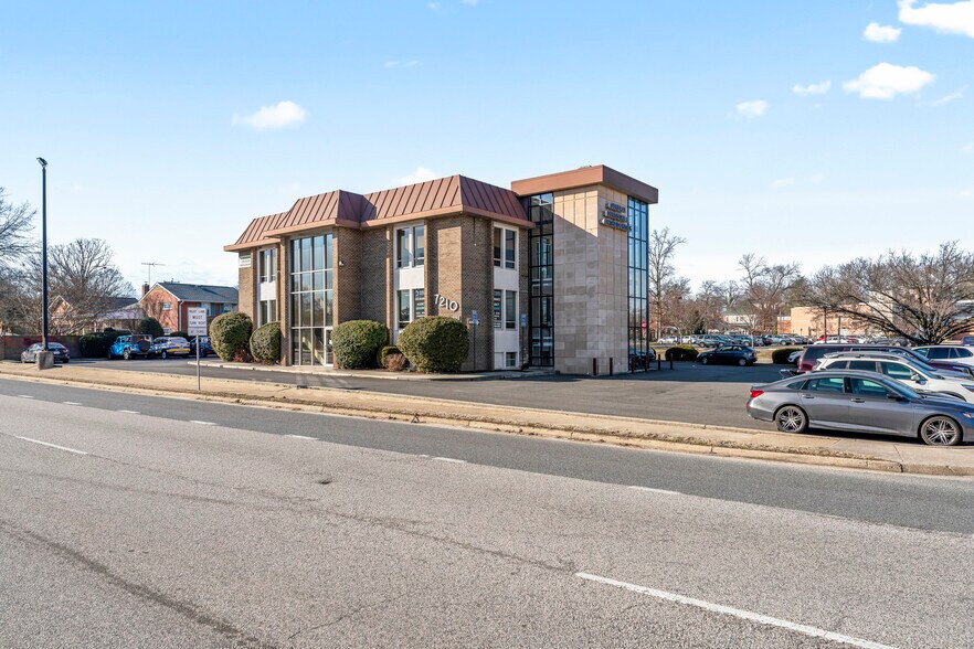 More Photos Of 7210 Old Keene Mill Rd, Springfield Medical For Lease