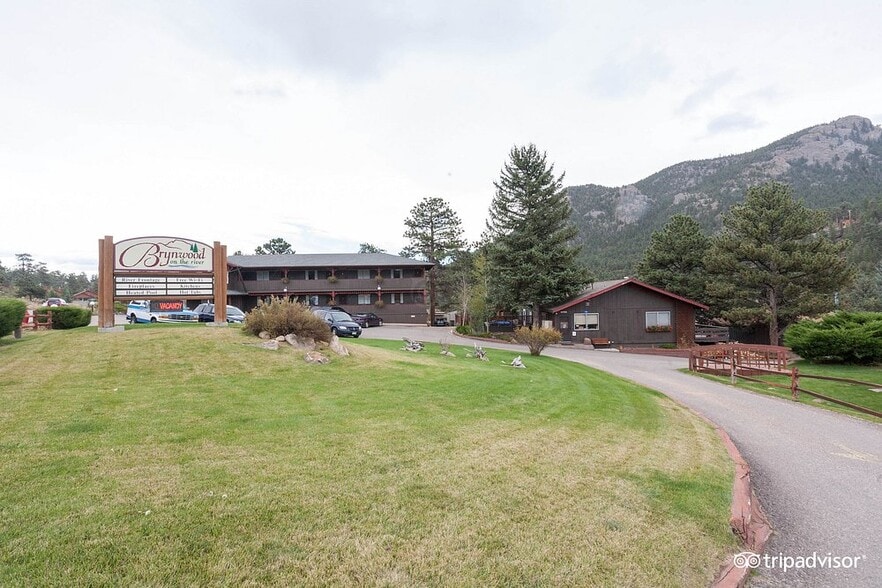 More Photos Of 710 Moraine Ave, Estes Park Hotel For Sale