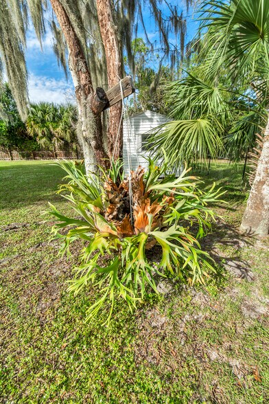 More Photos Of 2575 US Highway 1, Mims Land For Sale