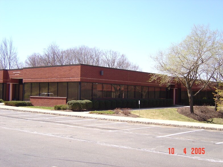 More Photos Of 200 Mineral Springs Rd, Rockaway Medical For Lease