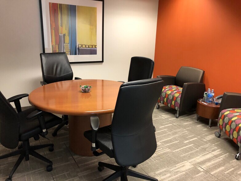 More Photos Of 401 The West Mall, Toronto Unknown For Lease