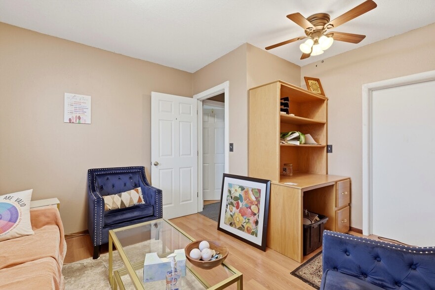 More Photos Of 114 E 2nd St, Newberg Office For Sale