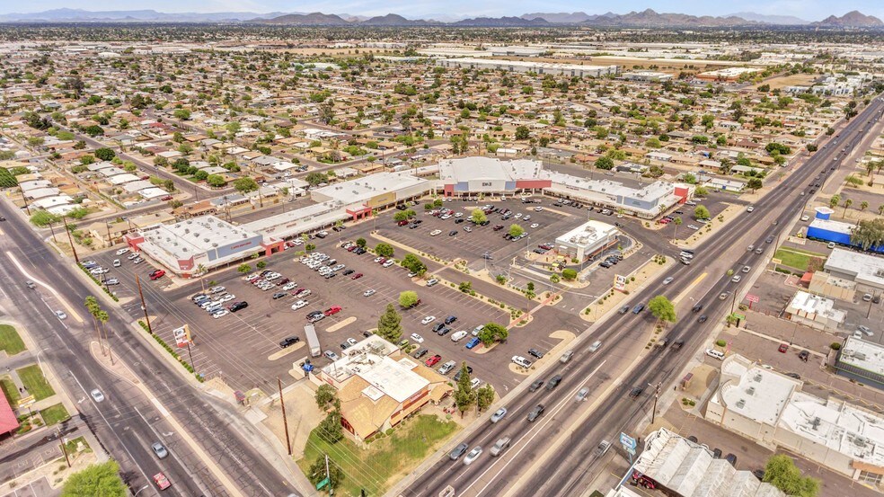 More Photos Of 4105 N 51st Ave, Phoenix Unknown For Lease