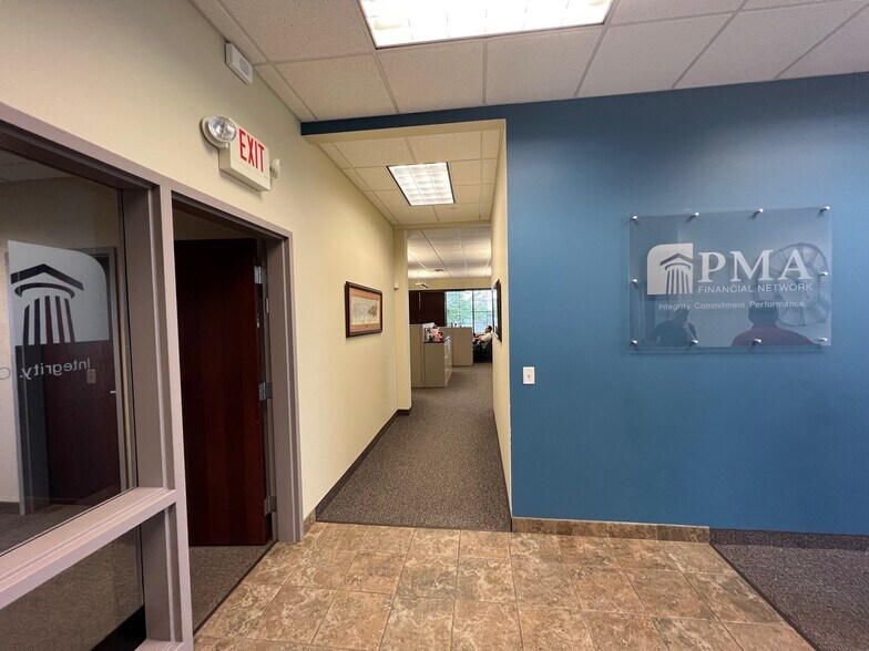 More Photos Of 5298 Kyler Ave NE, Albertville Medical For Lease