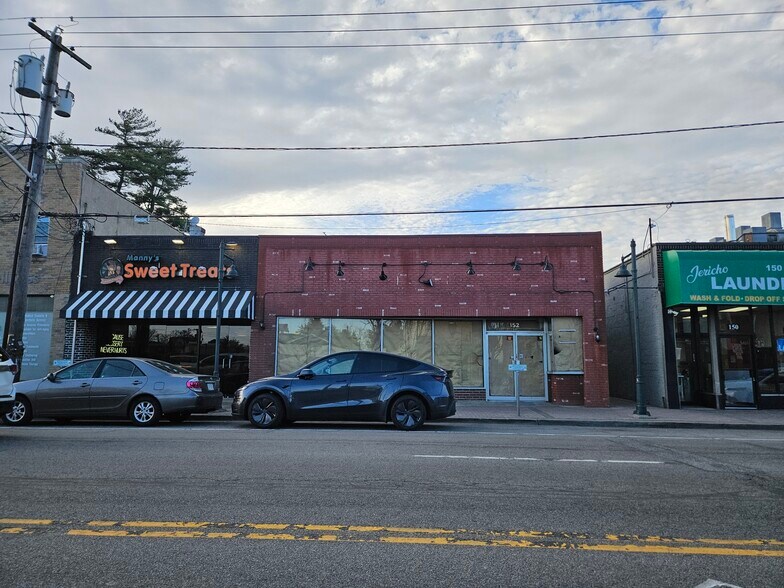 Primary Photo Of 152 Jericho Tpke, Mineola Storefront For Lease