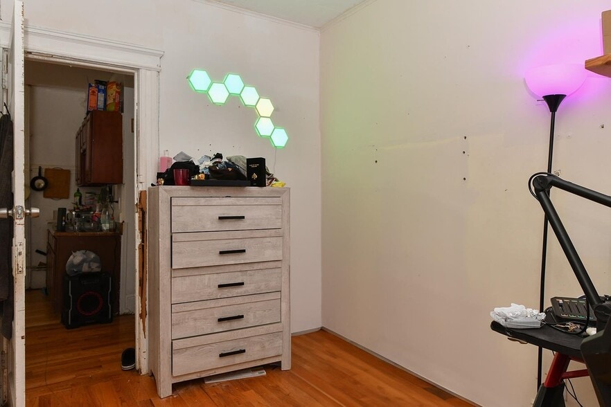 More Photos Of 604 21st St, Union City Apartments For Sale