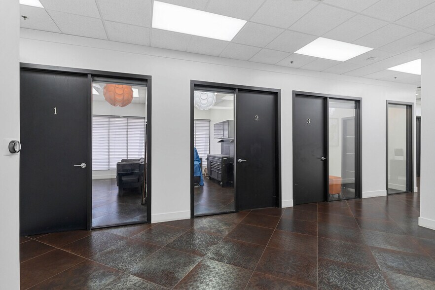 More Photos Of 7580 W Sahara Ave, Las Vegas Medical For Sale