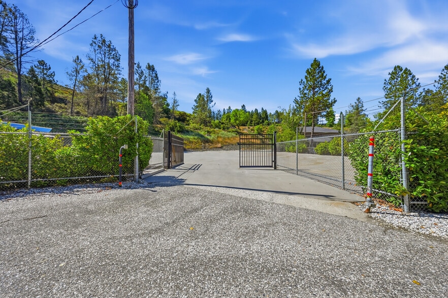 More Photos Of 1025 Idaho Maryland Rd, Grass Valley Warehouse For Lease