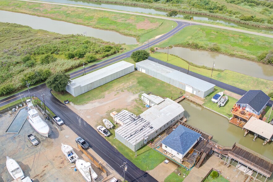 More Photos Of 205 Marine Way, Freeport Self Storage For Sale