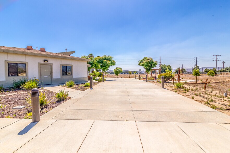 More Photos Of 3126 W Johnston Ave, Hemet Religious Facility For Sale